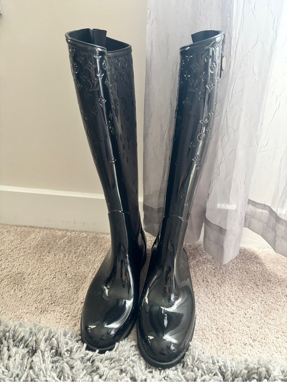 Vintage Louis Vuitton Patent Black Drops High Rain Boots